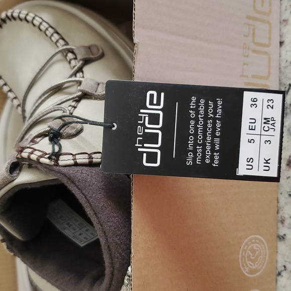 HEY DUDE ELOISE BOOTS - Picture 9 of 11